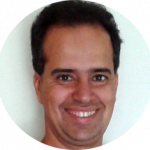 Sandro Alves autor da materia variaçõoes do pilates.