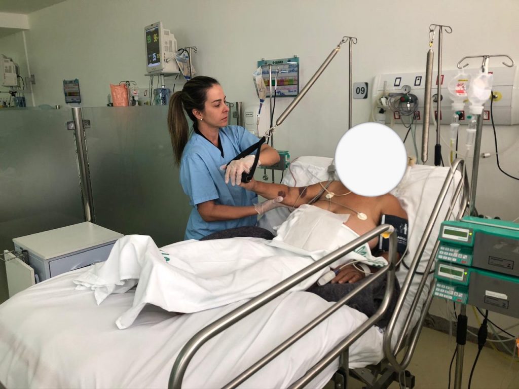 Fisioterapeuta e pilates na UTI